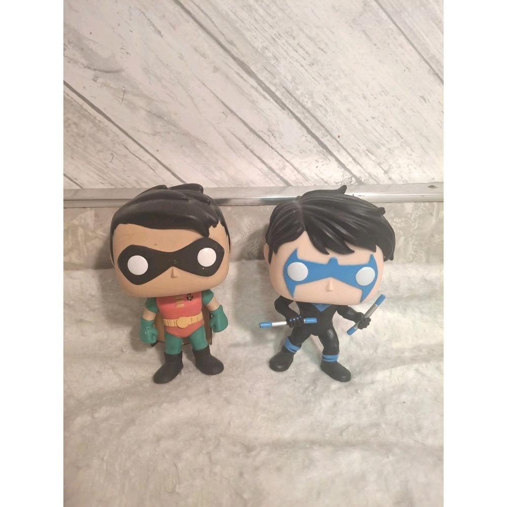 Funko Pop Batman Animated Series ROBIN 153 Figure & Nightwing #364 Loose Con Exc